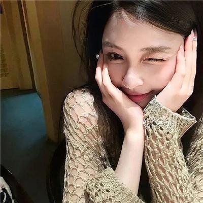 粉红色和铲子